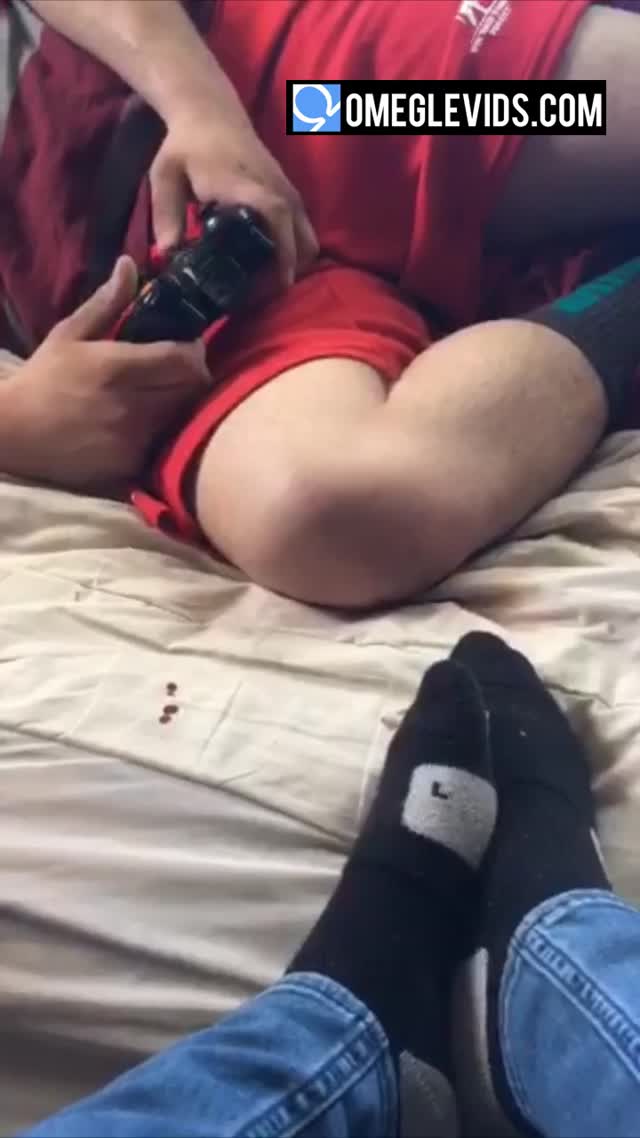 Rai Bae threesome on Periscope